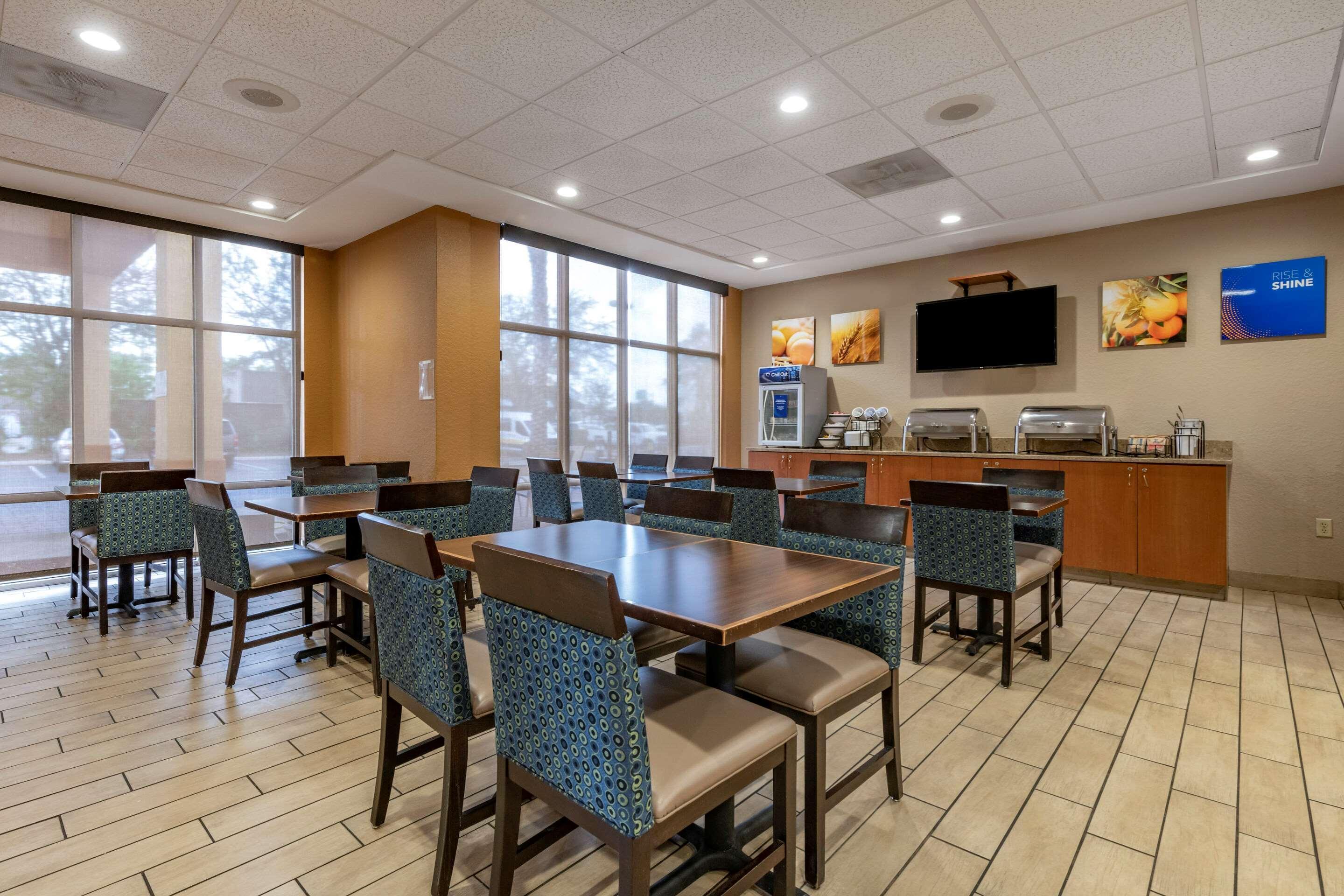 Comfort Inn & Suites Orlando North Sanford Ngoại thất bức ảnh